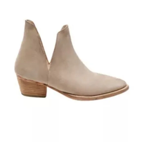 Free People Charm Double V Ankle Boots Size 39.5