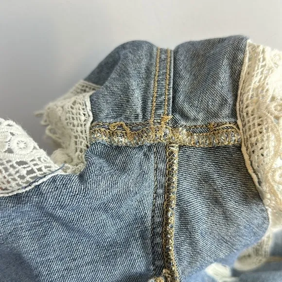 Free People Embroidered Lace Hem 100% Cotton High Waist Festival 28 Jean Shorts