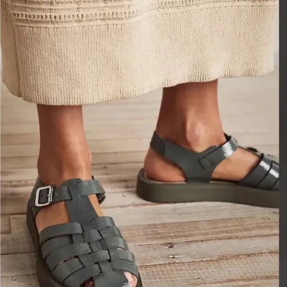 Free People Finn Fisherman Platform Italian Leather Sandals in Black Size 38