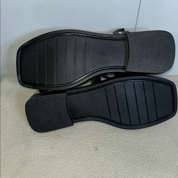 Free People Harley Black Leather Buckle Strap Sandals  (S6)