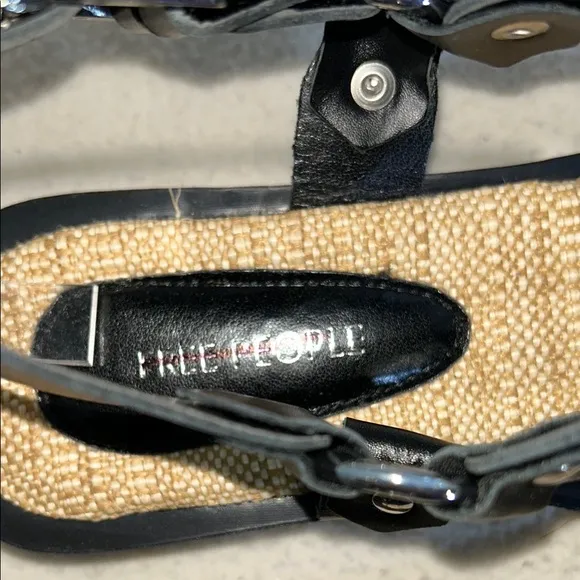 Free People Harley Black Leather Buckle Strap Sandals  (S6)