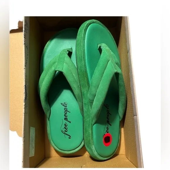 Free People NWT wonderland  flat form sandals in green goddess Sz 39.5 &amp; Sz 36.5