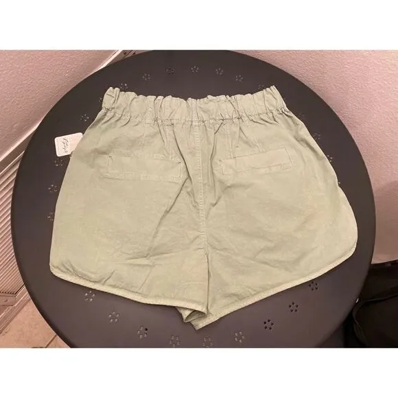 Free people | Pleated Shorty Pull On Shorts | M | 3”