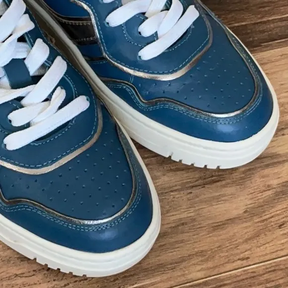 FREE PEOPLE Retro Thirty Love Sneakers 7 Blue Combo $138 Retail NEW