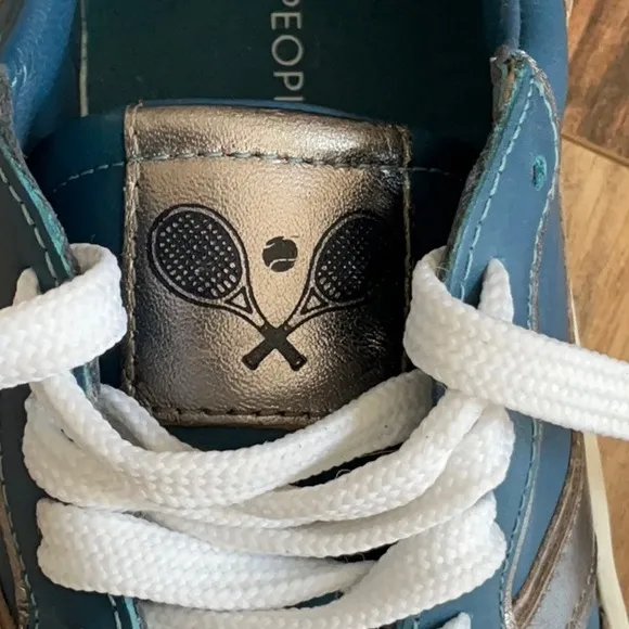 FREE PEOPLE Retro Thirty Love Sneakers 7 Blue Combo $138 Retail NEW