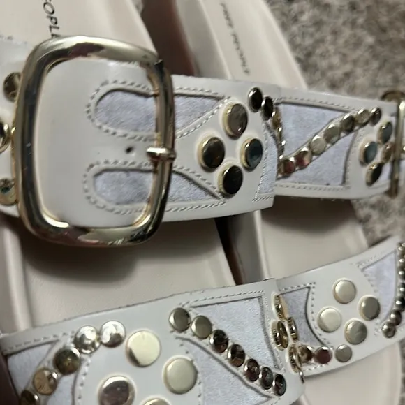 FREE PEOPLE REVELRY STUDDED SANDAL; 7.5, Like New!