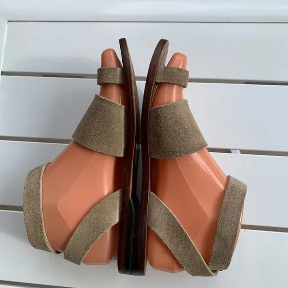 Free People sand taupe color suede flat sandals size 5.5-6 ( European 36)
