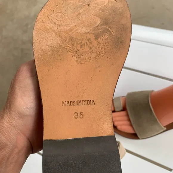 Free People sand taupe color suede flat sandals size 5.5-6 ( European 36)