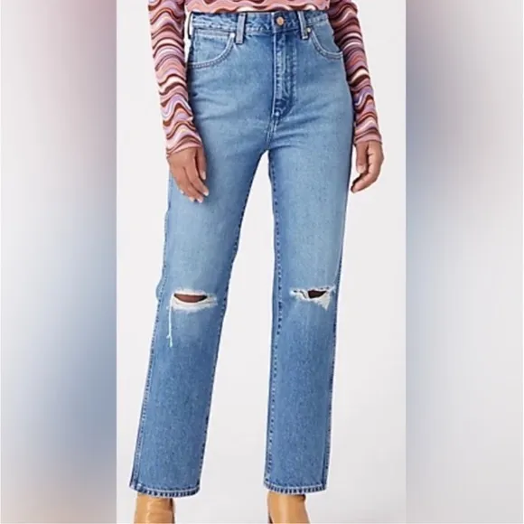 FREE PEOPLE X WRANGLER Wild West High Rise Straight Jeans. NWT