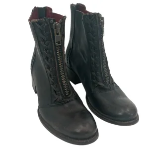 Freebird by Steven black zipper Wales boots size 10