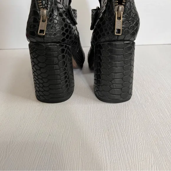 Freebird by Steven Joey Boot Black Leather Size 7