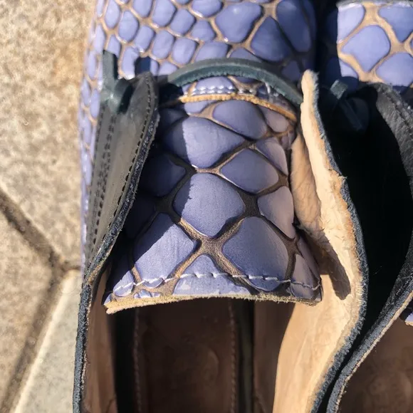 ❤️Freebird by Steven Mabel Croc Leather Blue Black Loafers Size 7