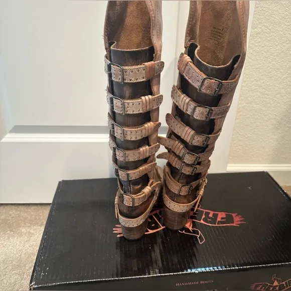 Freebird Callisto leather strappy tall boots Taupe size 7