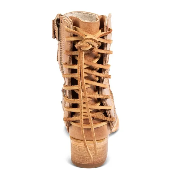 Freebird GHOST leather tan sandal size 9 NEW IN BOX