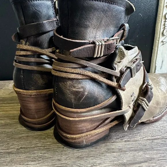 Freebird Womens Crue Grey Multi Leather Ankle Boots sz 7