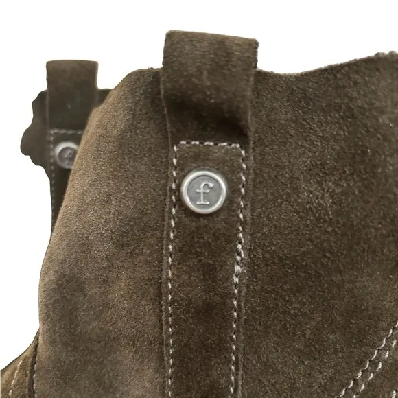 FRYE AND CO. Sara shortie brown suede slip on ankle boots wmns SZ 6