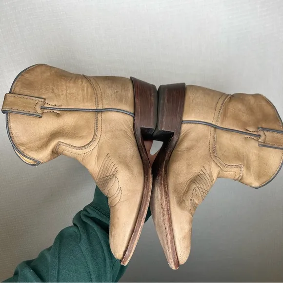 Frye | Billie Short Ivory Color 6.5 Tan Leather Western Boots