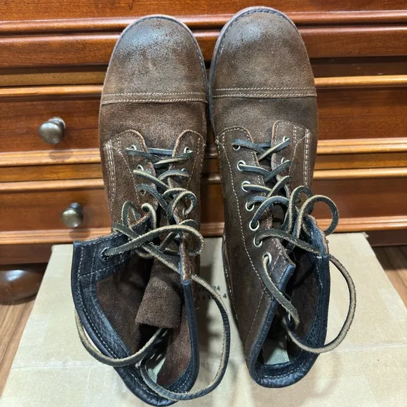 FRYE Boots Mens Size 7US Suede Leather boots Brown - Heritage - GOODYEAR WELT