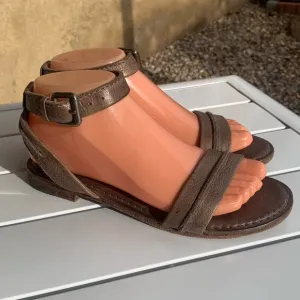 Frye brown leather flat sandals with straps size 6.5M