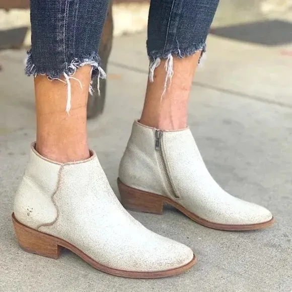 FRYE / Carson Piping ivory nubuck low heel ankle booties 8.5