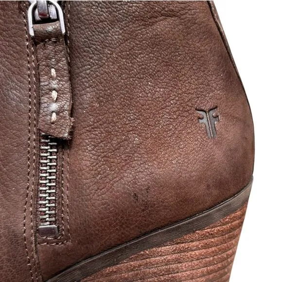 Frye Judith Double Zip Leather Booties Boots Women's Size 8.5 in Cognac
