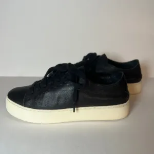 Frye Lena Low Lace Black Leather Fashion Low Top Sneakers, womens size 7. Laces