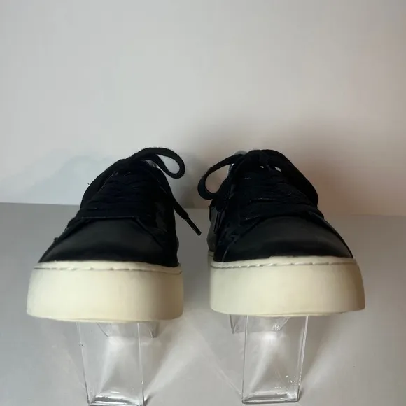 Frye Lena Low Lace Black Leather Fashion Low Top Sneakers, womens size 7. Laces