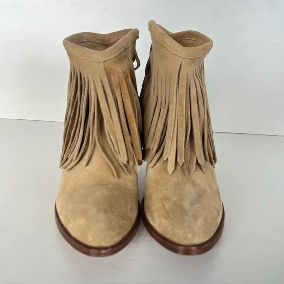 FRYE LLana Beige Suede Fringed Cowboy Western Style Pull On Ankle Boots Sz 7 B