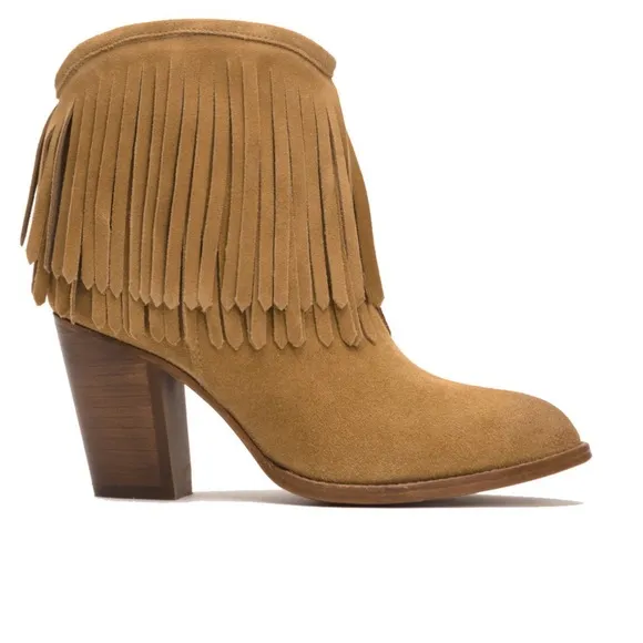 FRYE LLana Beige Suede Fringed Cowboy Western Style Pull On Ankle Boots Sz 7 B