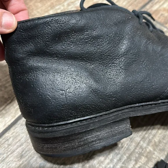 Frye Men’s Black Leather Chukka Boots‎