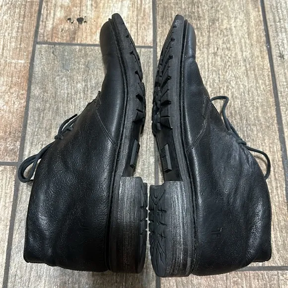 Frye Men’s Black Leather Chukka Boots‎