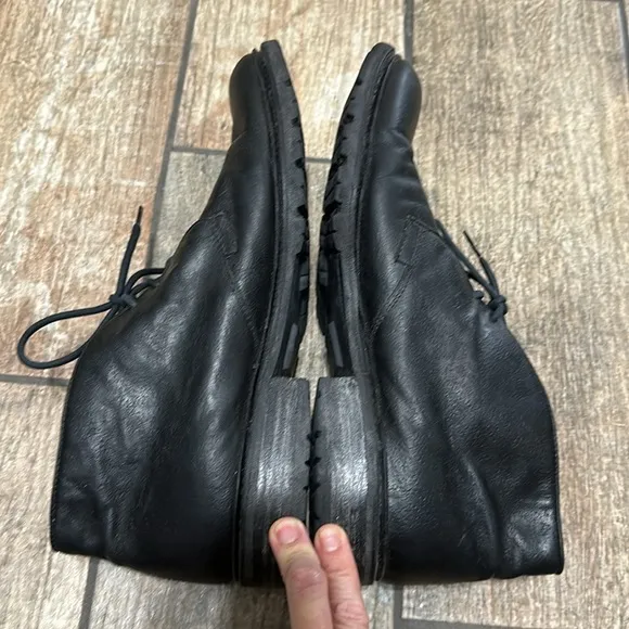 Frye Men’s Black Leather Chukka Boots‎