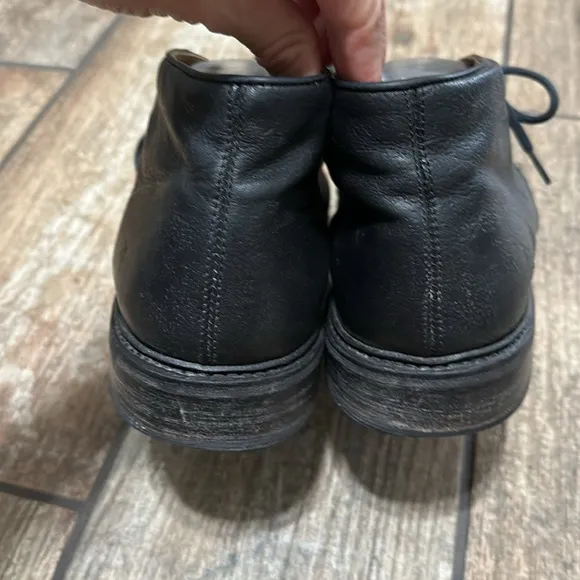 Frye Men’s Black Leather Chukka Boots‎