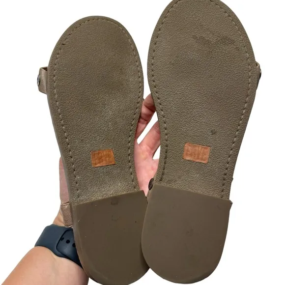 Frye | Morgan Hammered Stud Flat Sandals in Grey Leather 8.5