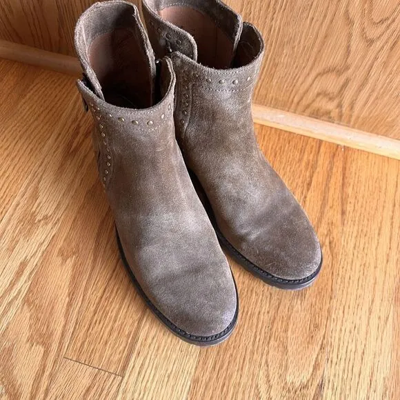 FRYE 'NATALIE' 4001 Double Zip‎ Studded Chesnut Suede Boots Sz 7