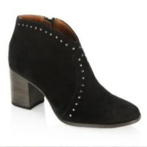 Frye | NWT Studded Suede booties boots Black 6.5