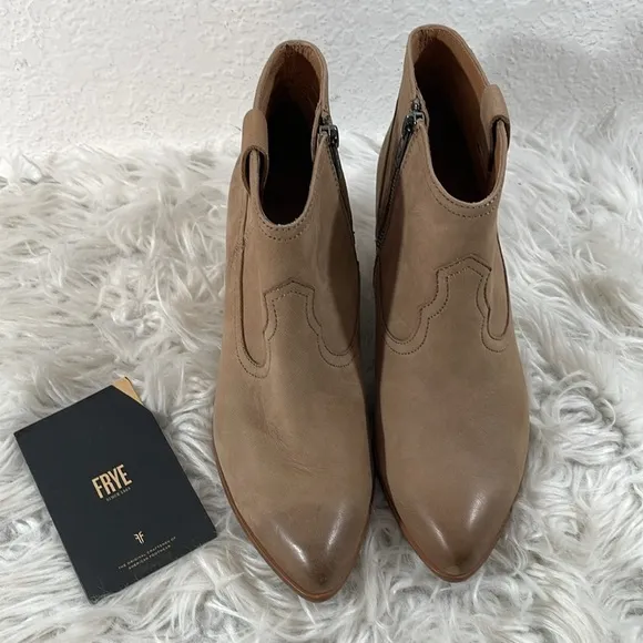FRYE Reina Bootie 79258 Leather Brown Nubuck Slip On Ankle Booties Boots Sz 8.5