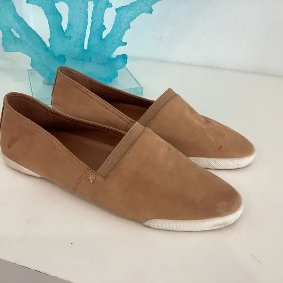 Frye Women’s Brown Leather Flats Loafers Sz 7.5