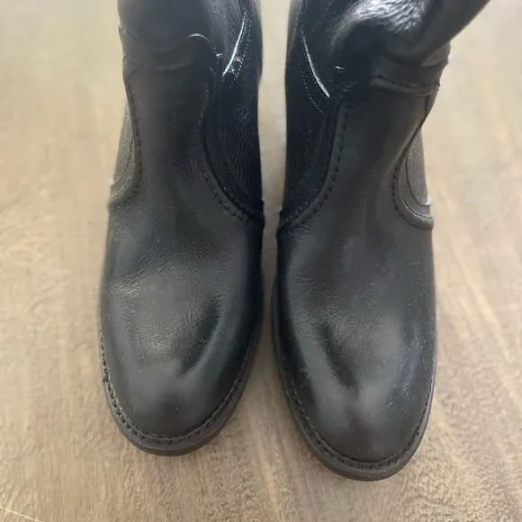 Frye Women’s NWT Boots