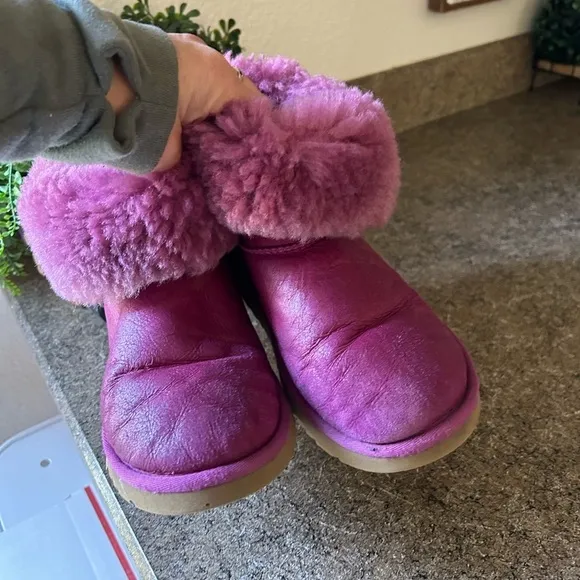 Fuschia Ugg Boots size 5