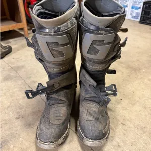 Gaerne sg12 motocross boots
