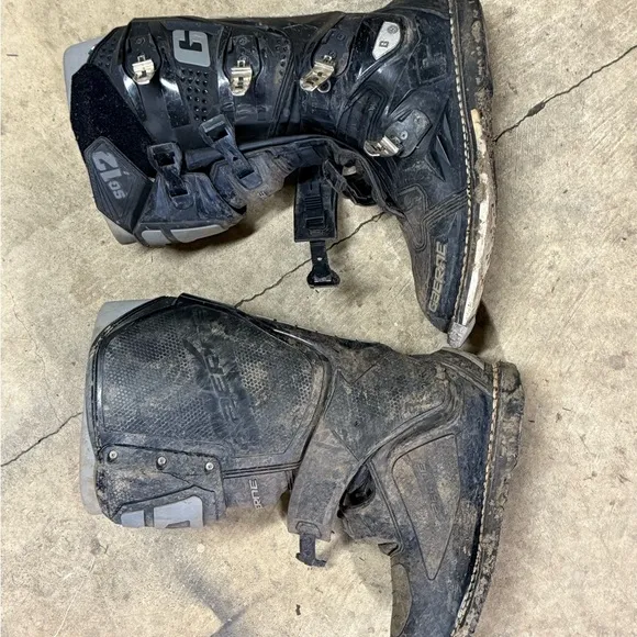 Gaerne sg12 motocross boots