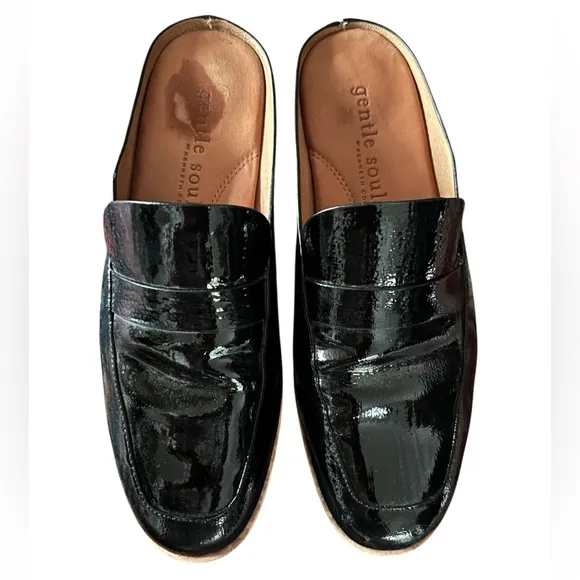 gentle souls by Kenneth Cole | Women’s black patents leather slip on loafers 8.5