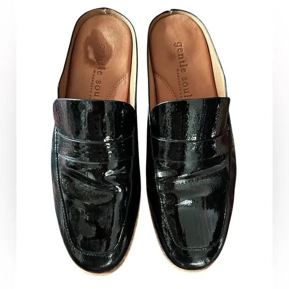 gentle souls by Kenneth Cole | Women’s black patents leather slip on loafers 8.5