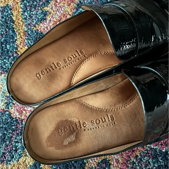 gentle souls by Kenneth Cole | Women’s black patents leather slip on loafers 8.5