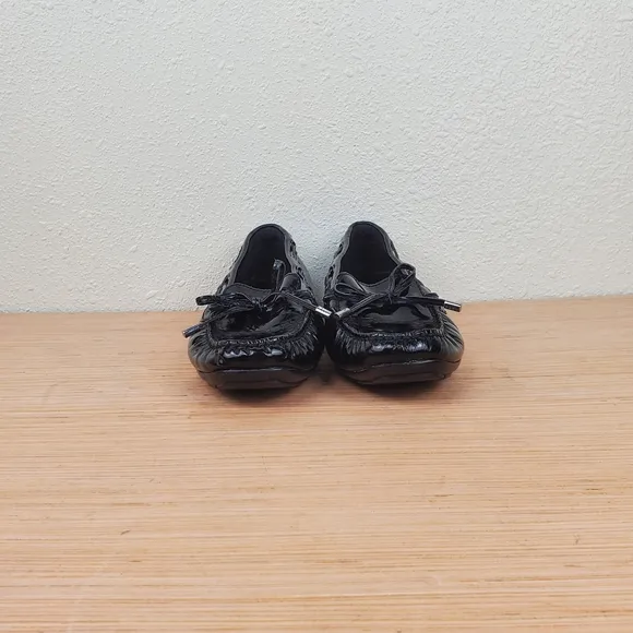 Geox Respira Women’s Black Patent Leather Loafers Size 38  7.5 - 8