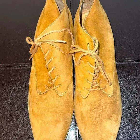 G.H. Bass &amp; Co. Camilla Tan Suede Heeled Ankle Boots Sz 10