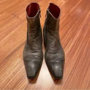 Ghost Leather Boots