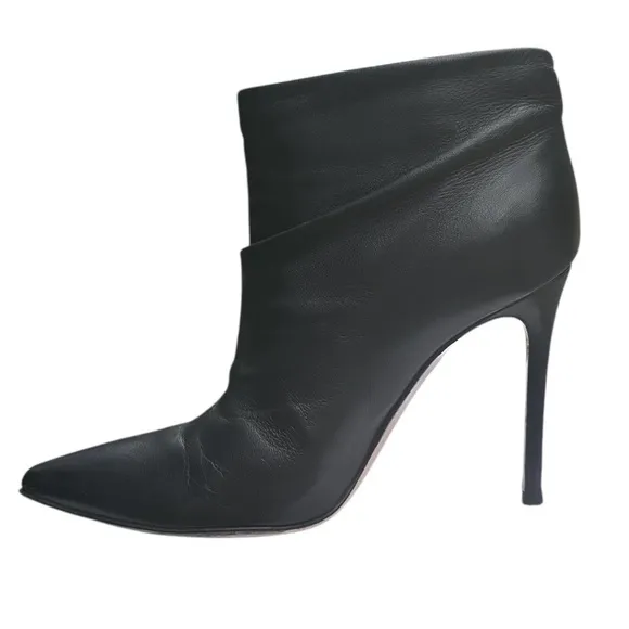 Gianvito Rossi Ankle Bootie Boots Ruched Black Leather Stiletto Heels Size 6 M