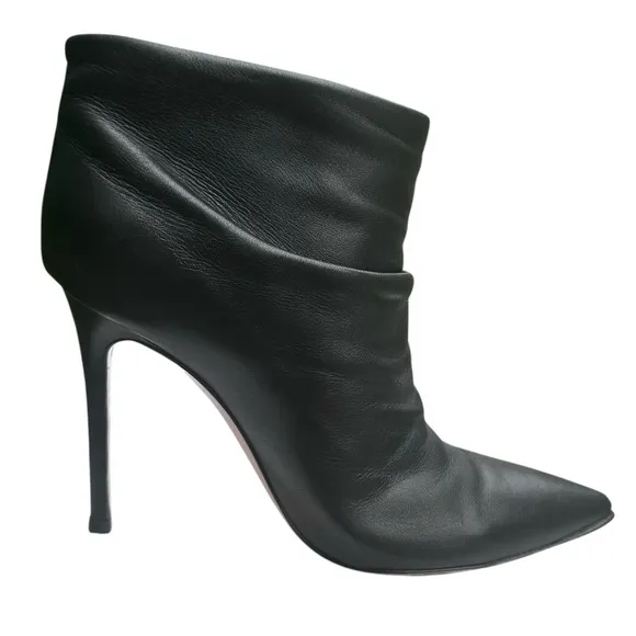 Gianvito Rossi Ankle Bootie Boots Ruched Black Leather Stiletto Heels Size 6 M